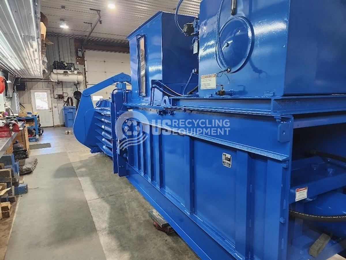 Refurbished American 5042H-1030 Auto Tie Baler with Conveyor