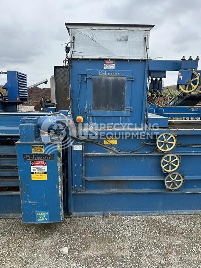 Used Balemaster One 42100G-8 & One 4275G-8 Auto-Tie Balers
