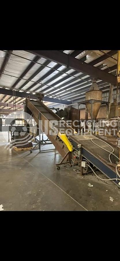 Used Retech/Cumberland Shredder/Granulator/Conveyor System
