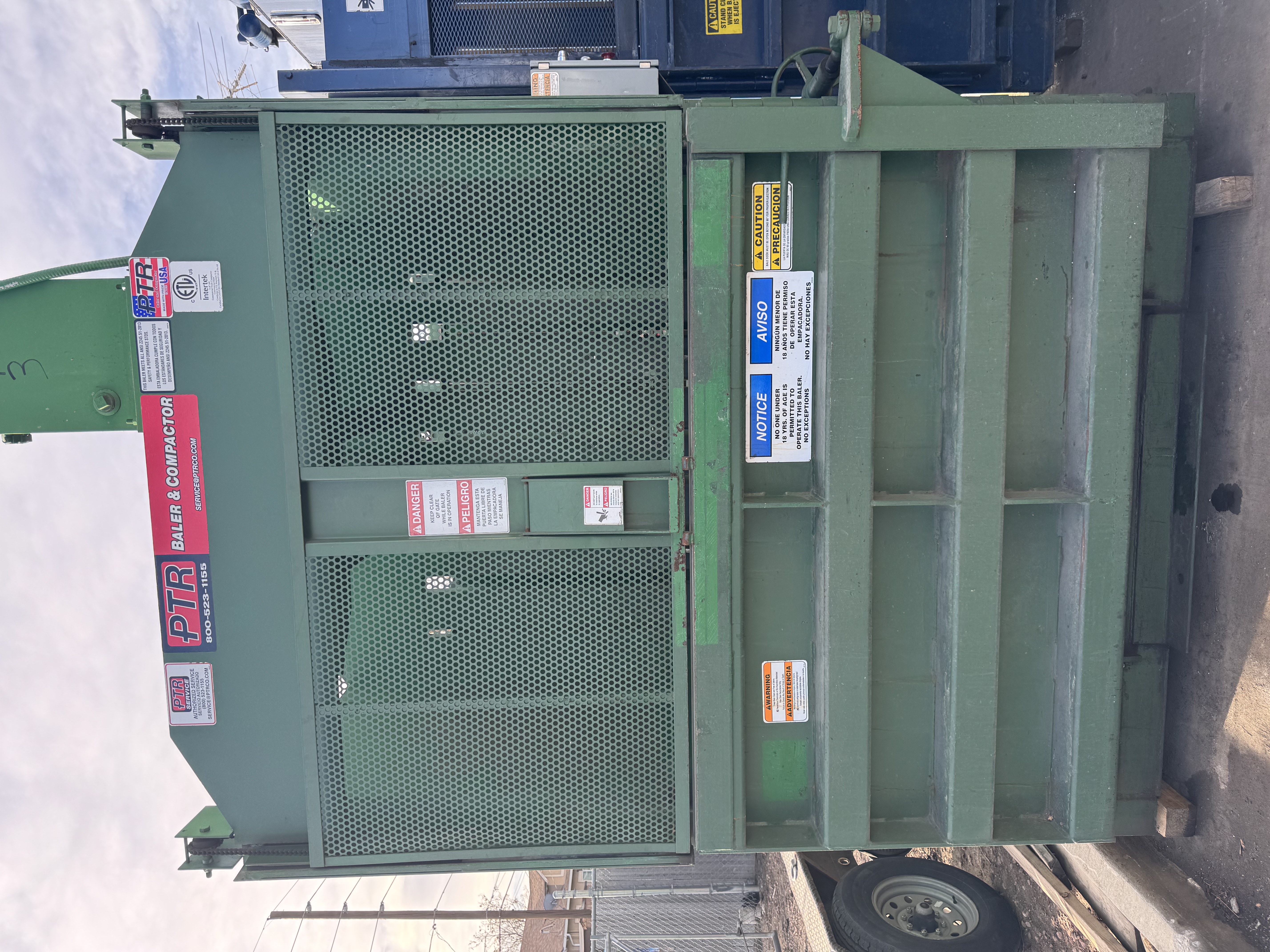 Refurbished PTR 7200HD-8 Vertical Baler