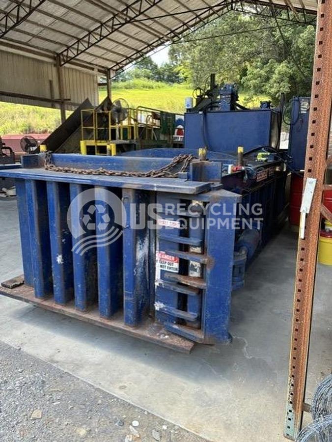 Used Max Pak HCE60FE-8 Full Eject Horizontal with Conveyor
