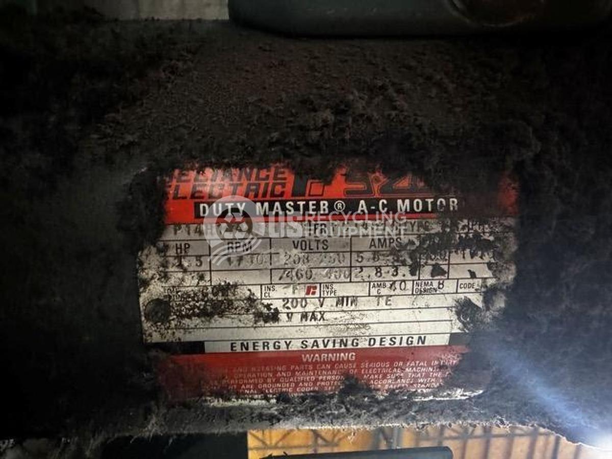 Used International Baler 1272 Closed Door Horizontal with Conveyor