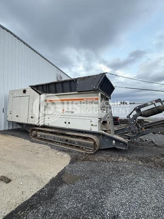 Used 2023 M & J PreShred 4000