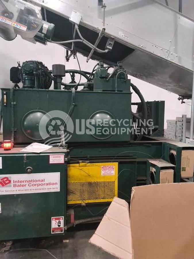 Used 2005 International Baler 4430-60HP Horizontal Auto Tie