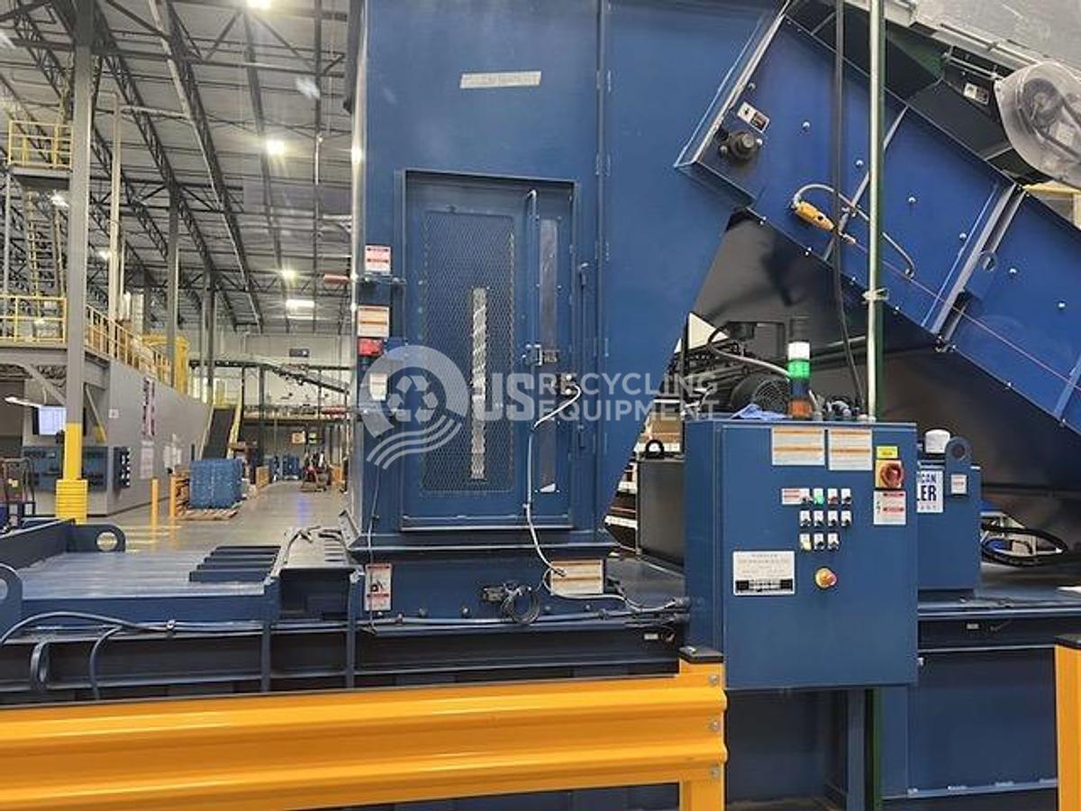 Used 2014 American Baler PW3560 Closed Door Horizontal Baler with Conveyor