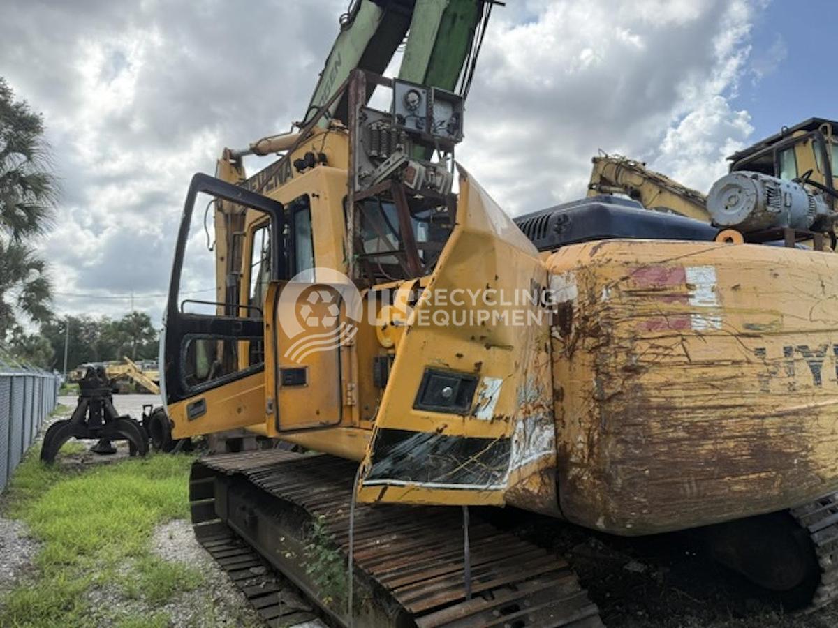 Used 2005 Hyundai 250LC Excavator with Grapple