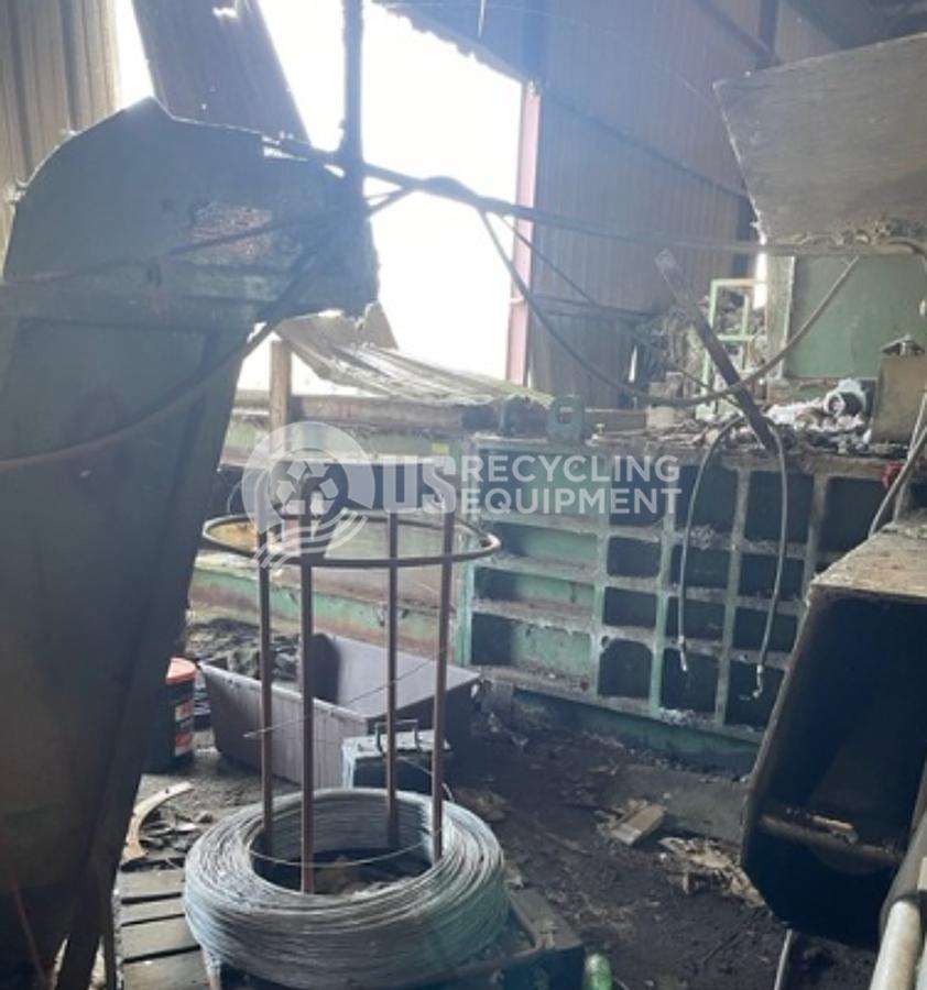 Used 1999 Harris HRB-511N Two Ram Horizontal