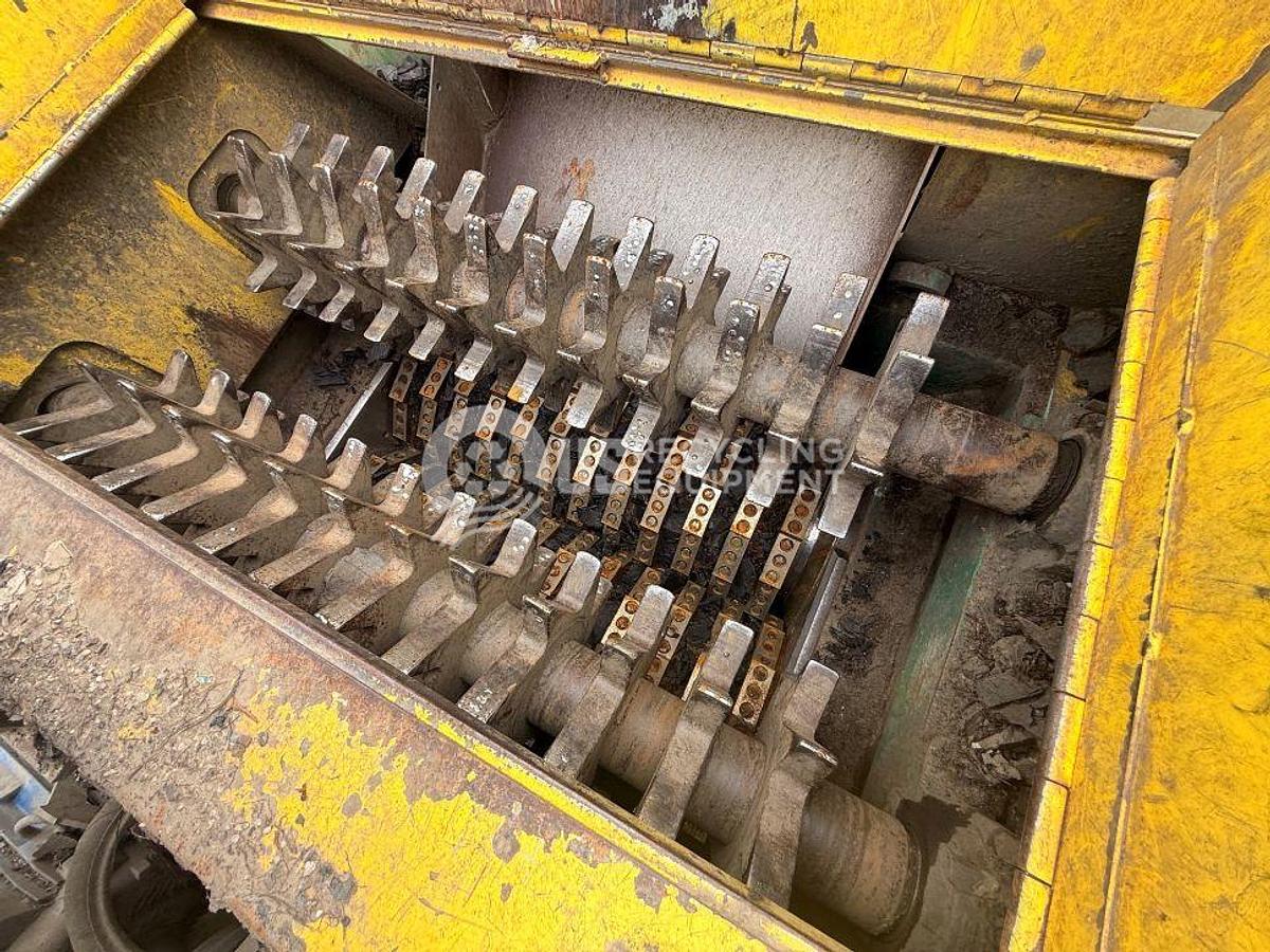 Used CM Two DS-250 Dual Shaft Chip Shredder