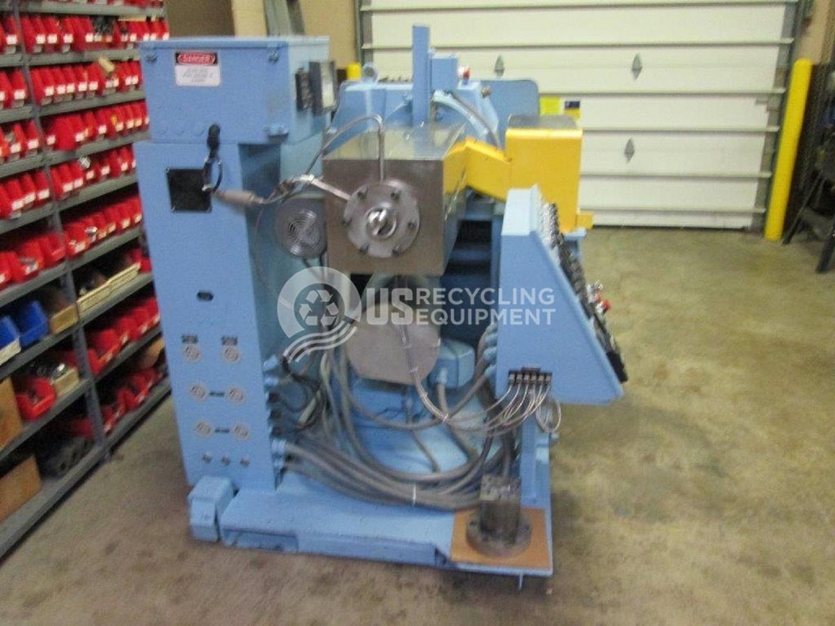 Used Killon Davis 2-1/2 Hot Melt Rubber Extruder