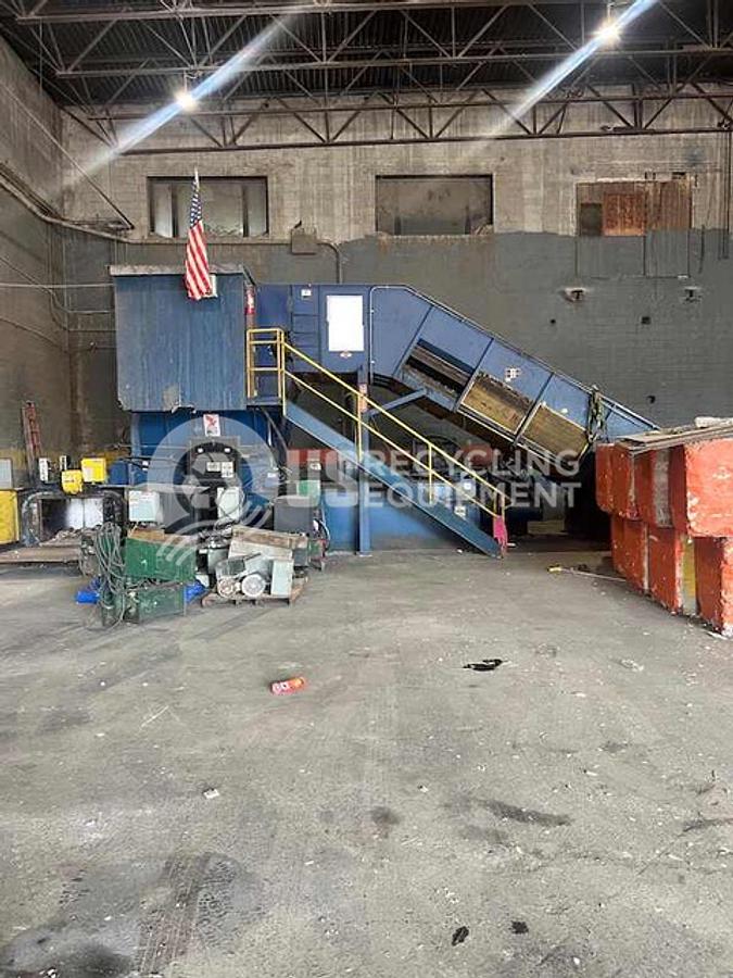 Used 2014 American Baler W828L-T75S 2 Ram Baler with Feed Conveyor