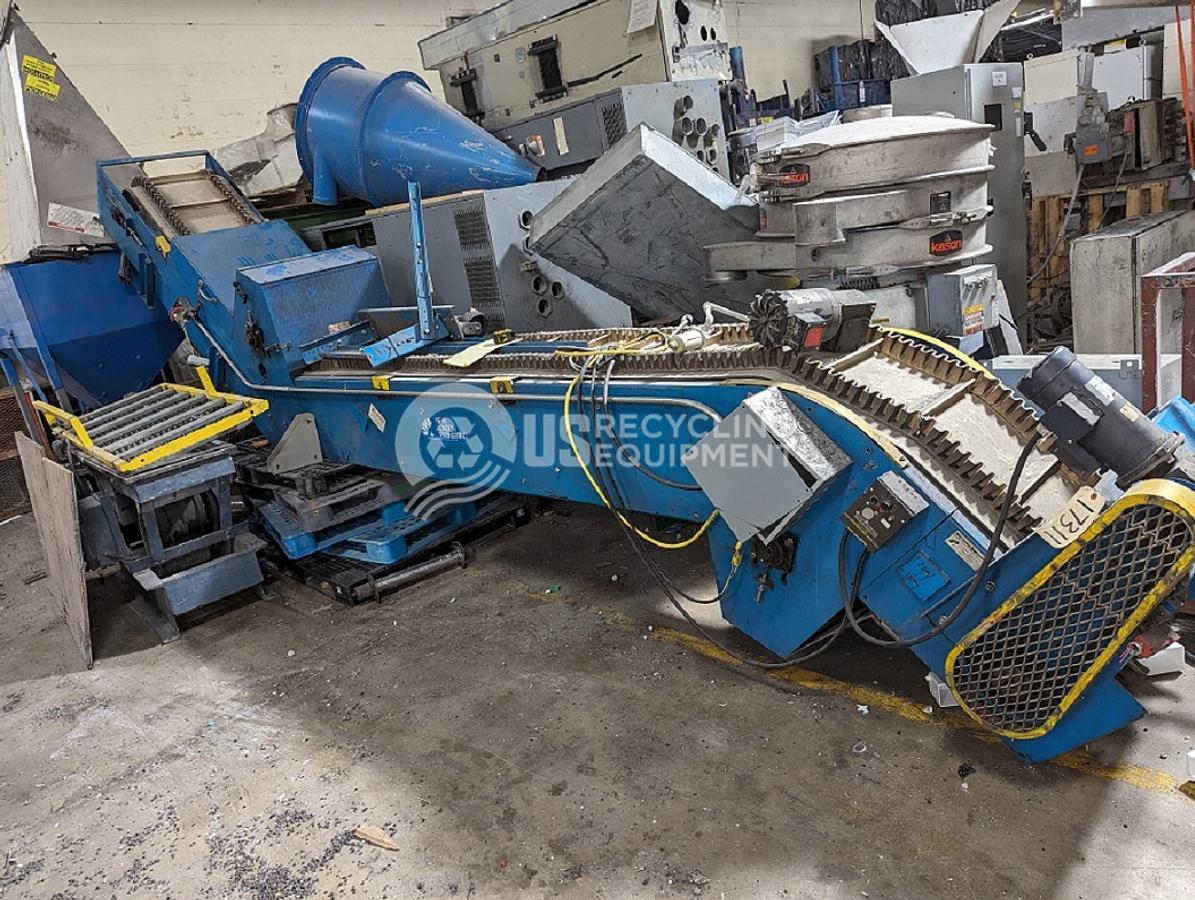 Used 1996 New London 590-24"-66" Hocky Stick