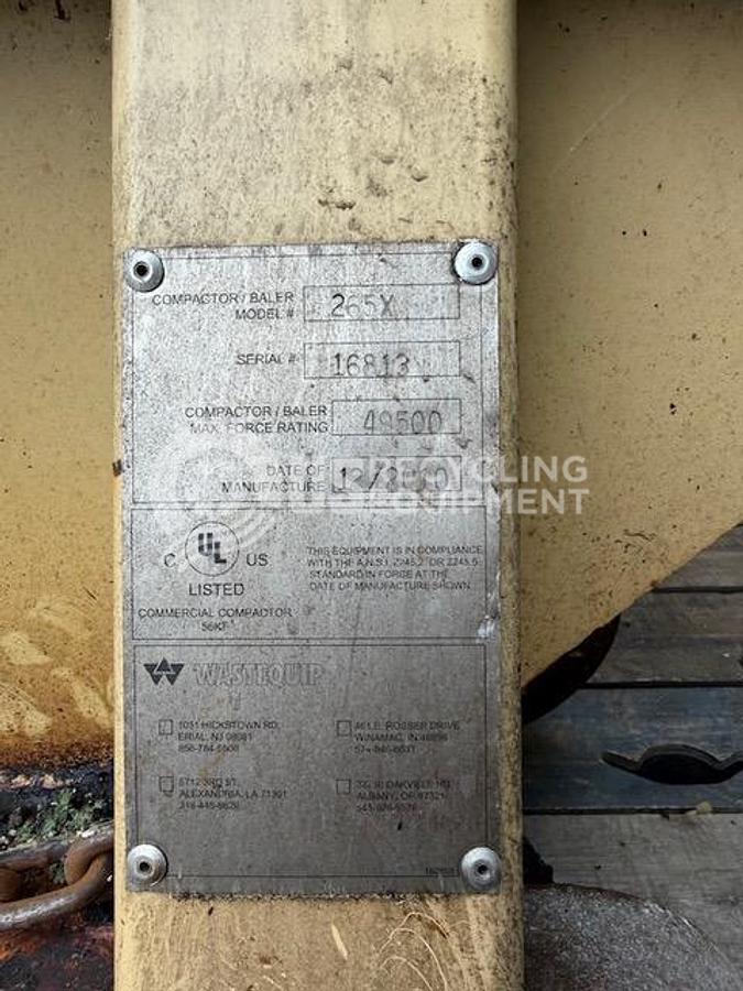 Used Wastequip 265X35 35Yard Self Contained Compactors