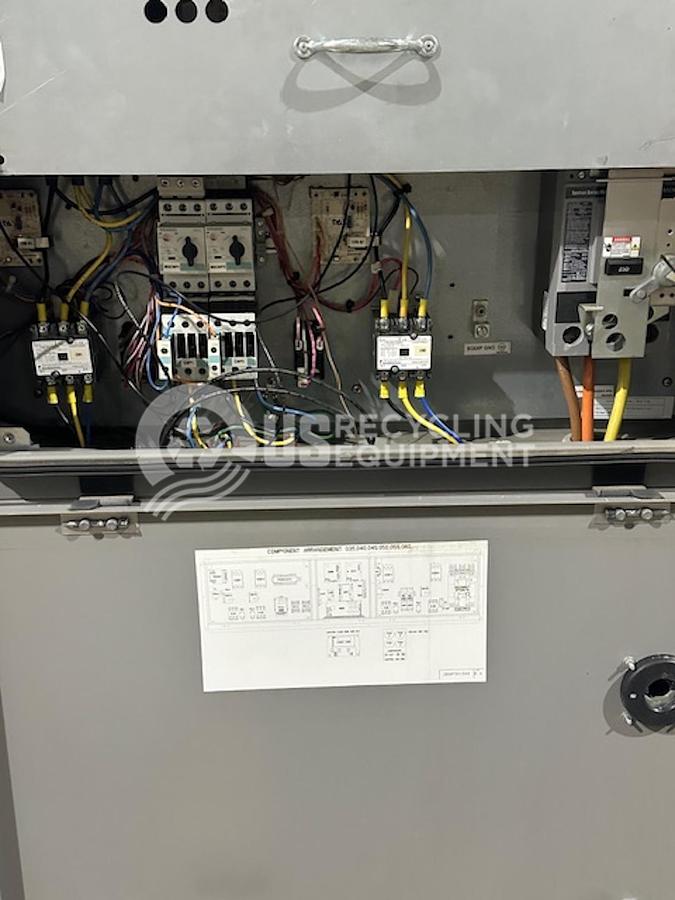 Used Carrier 38RAP0686DAH8FB4 30 Ton Air Cooled Chiller