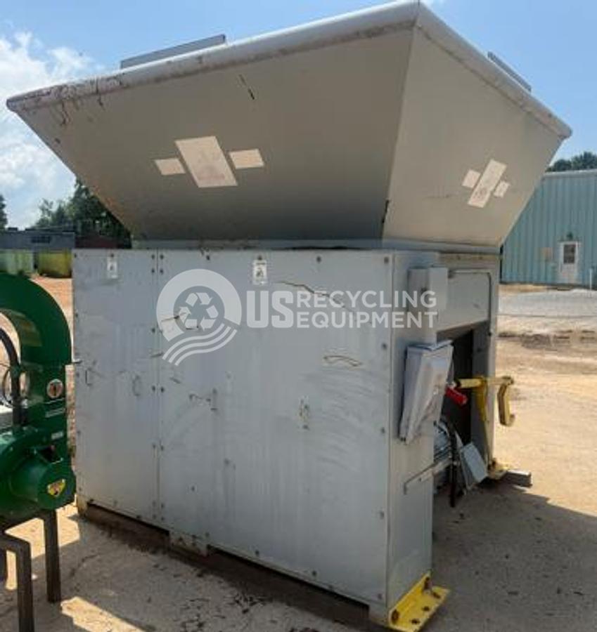 Used 2016 Komar EM-40-W Auger Compactor