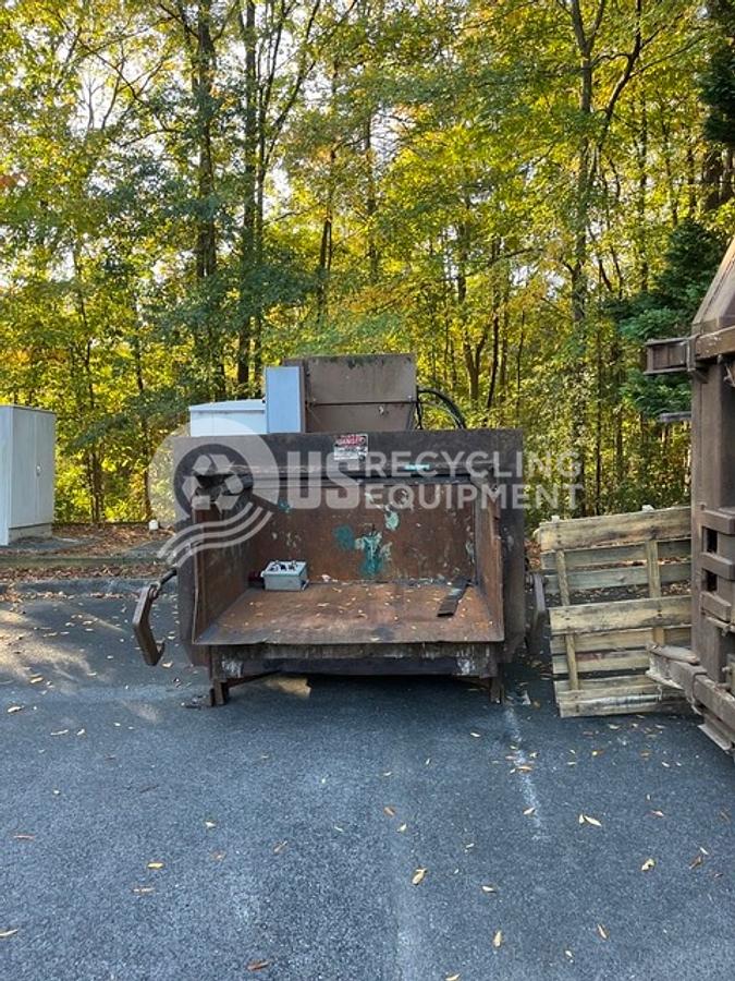 Used SP Industries CP-2102 w/32 Yard Box