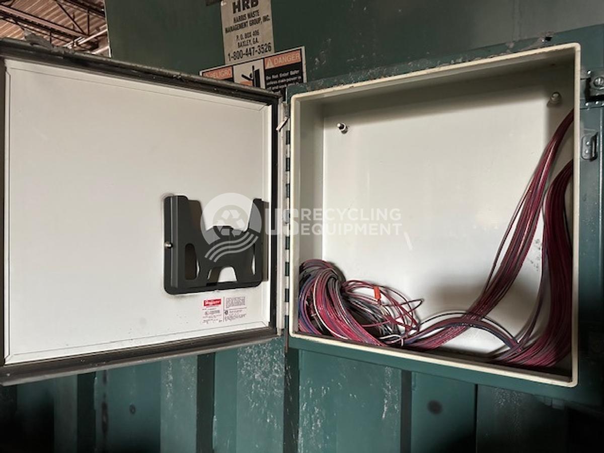 Used 1999 Harris HRB-617-VXP