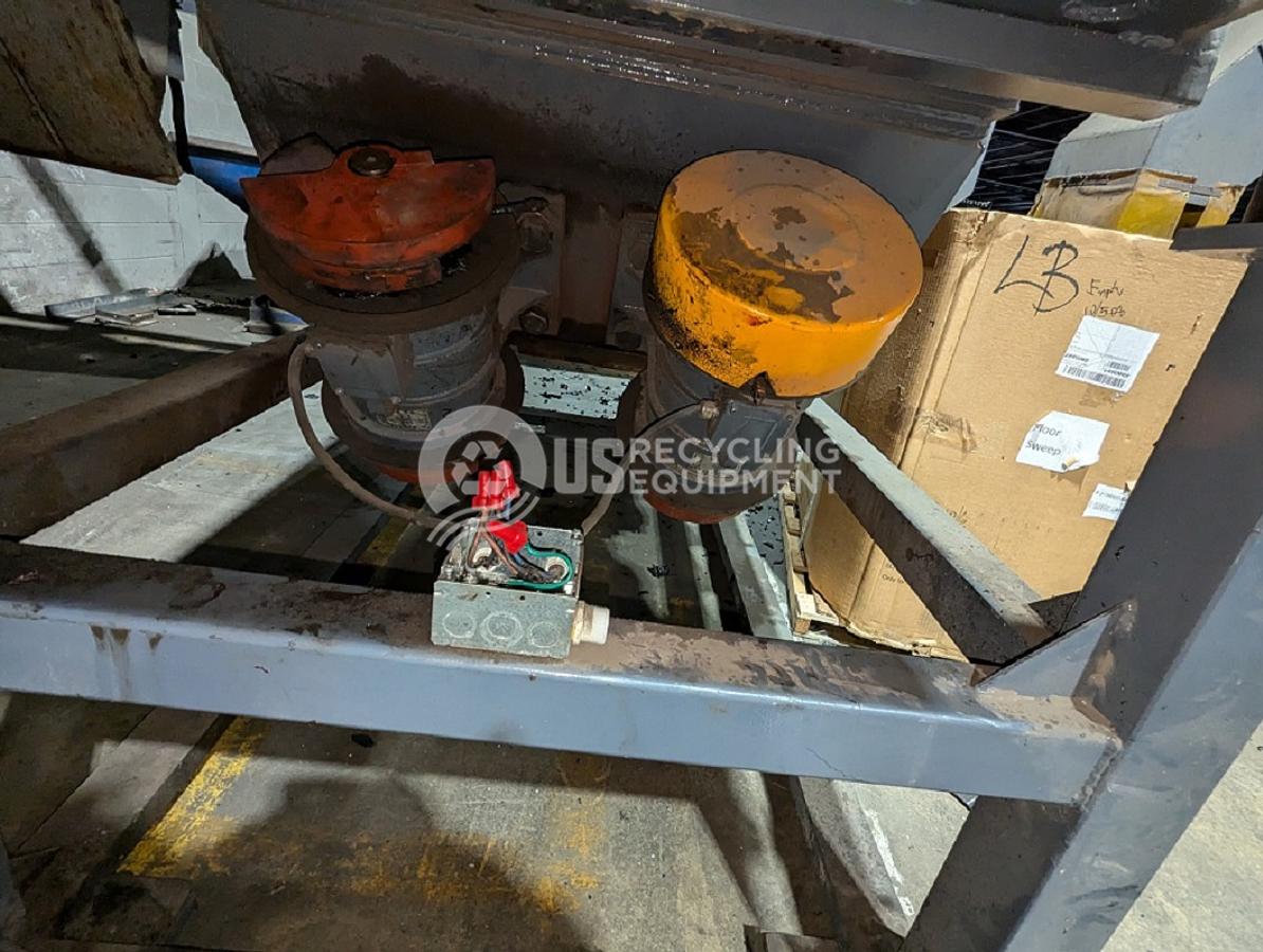 Used Unknown Manufacturer: Used 80HP Quad Shaft Shredder System