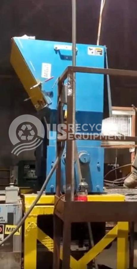 Used Shred-Pax Tech Dual Shaft Shredder