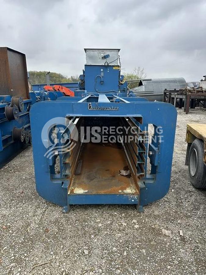 Used Balemaster One 42100G-8 & One 4275G-8 Auto-Tie Balers