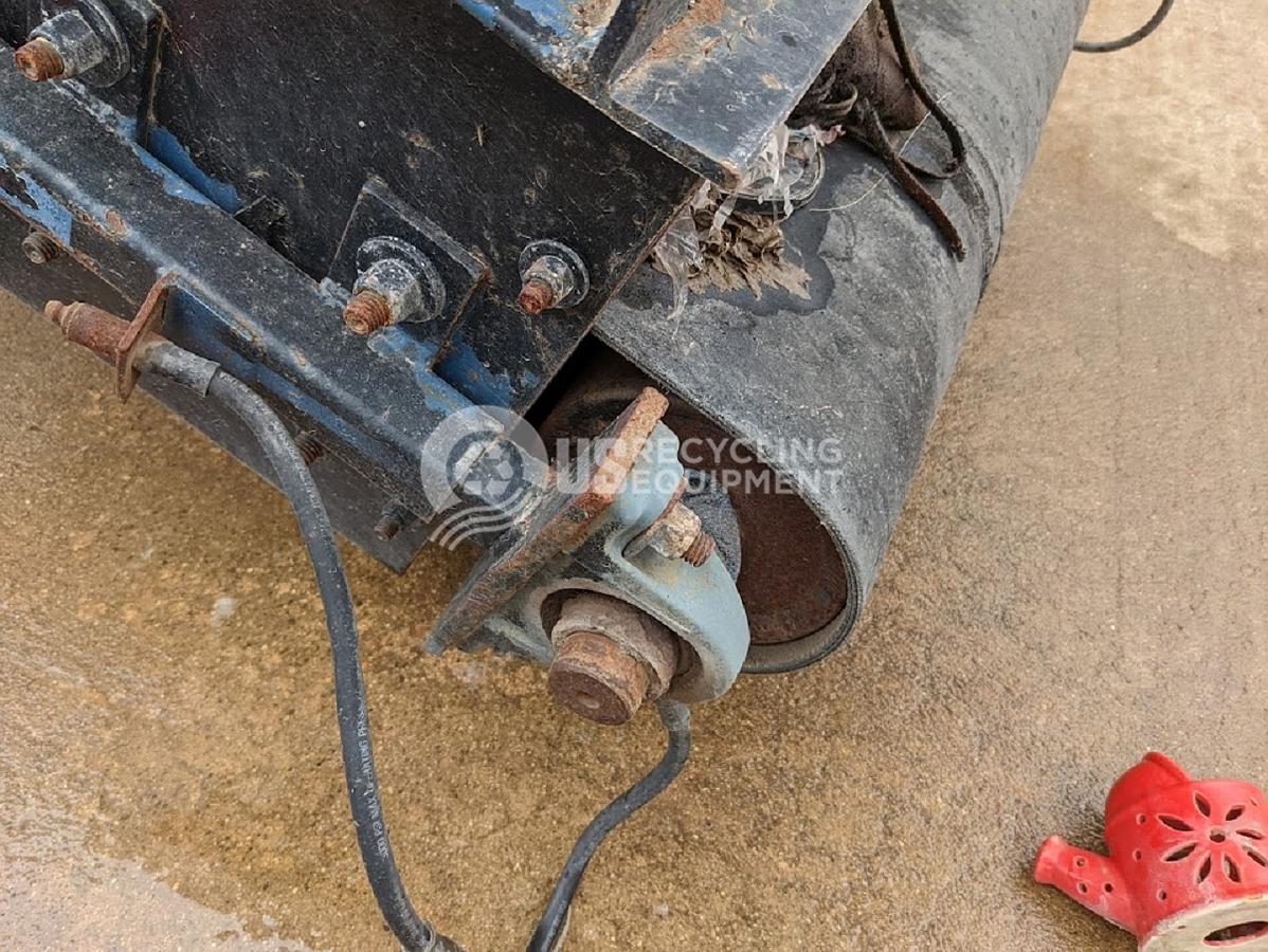 Used Unknown Manufacturer: Used 28" x 20' Infeed Conveyor