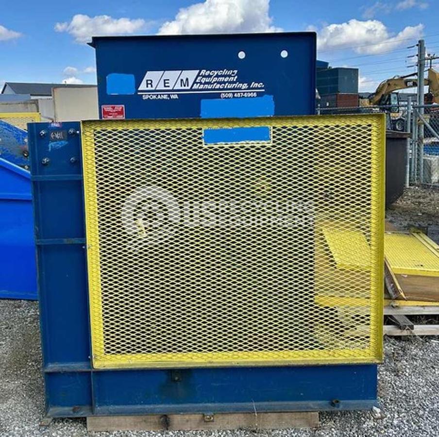 Used REM Two (2) Heavy Duty Lifts