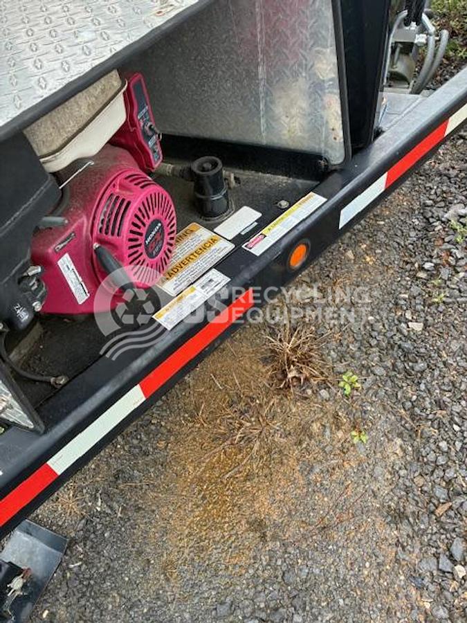 Used Nedland 16K Hydraulic Roll Off Trailer & 6 Dumpsters