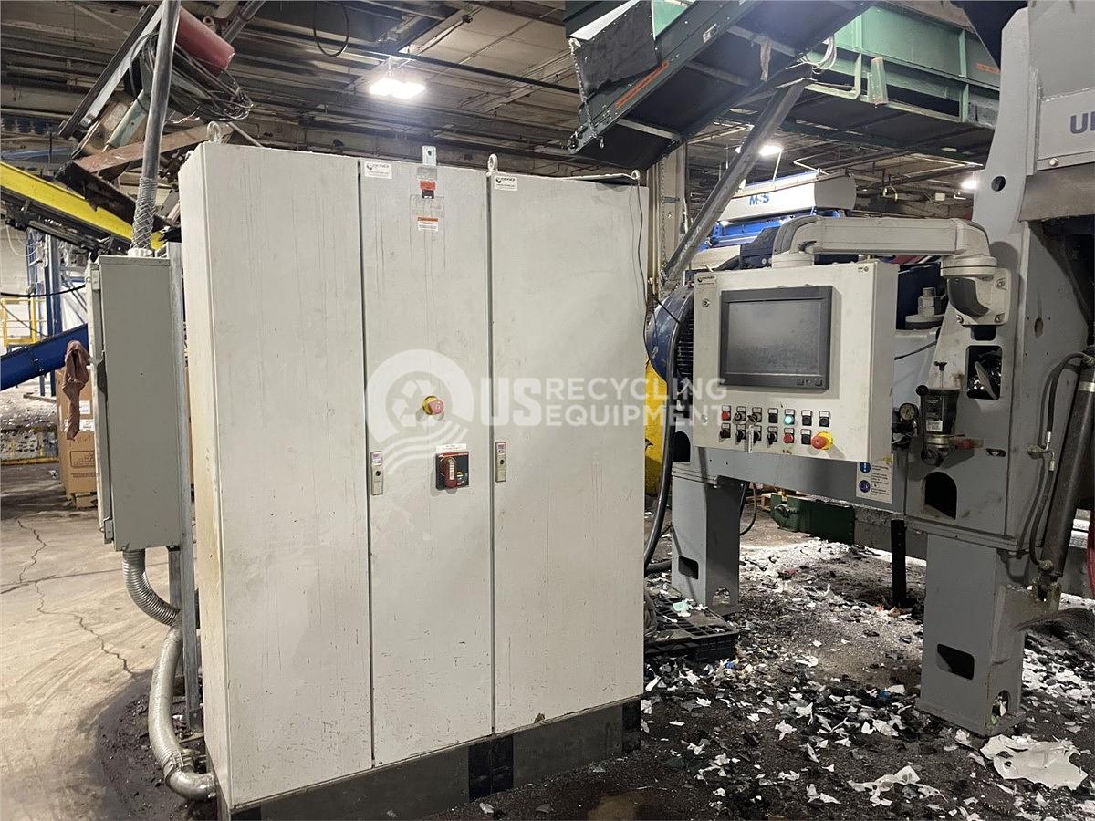 Used 2013 Lindner 2200 Single Shaft Shredder