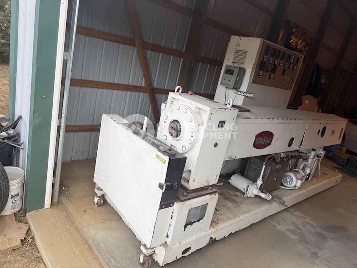 Used 1984 Welex 350 3.5 inch Single Screw Extruder