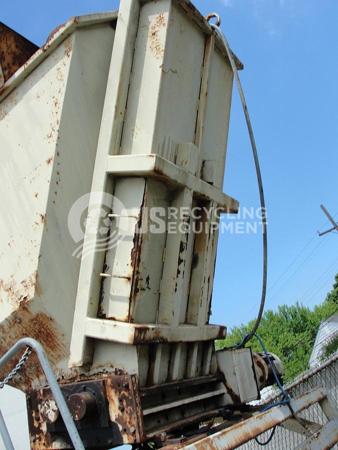 Used Shred-Tech ST-50 Dual Shaft Shredder