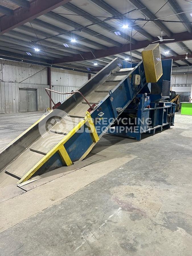 Used 1996 Excel EX-60 Closed Door Baler with Conveyor