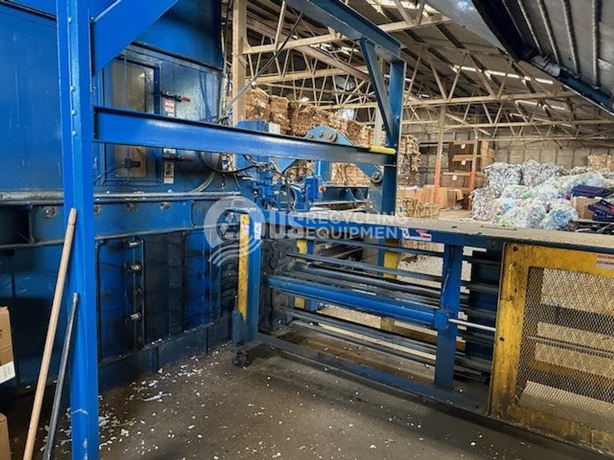 Used 2017 American 7242WS-10T30 Auto Tie