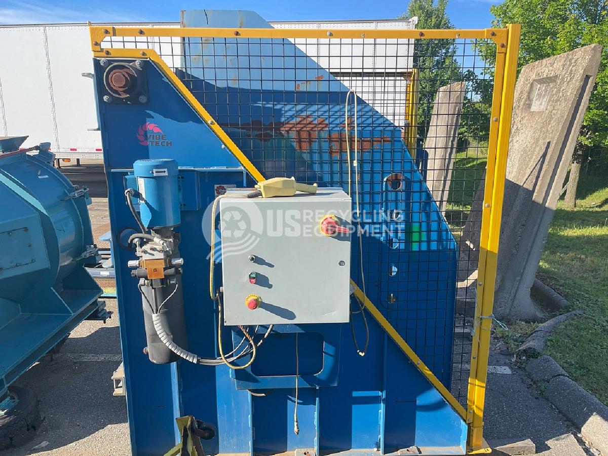 Used CLM UTMHHD 5000 Gaylord Box Dumper