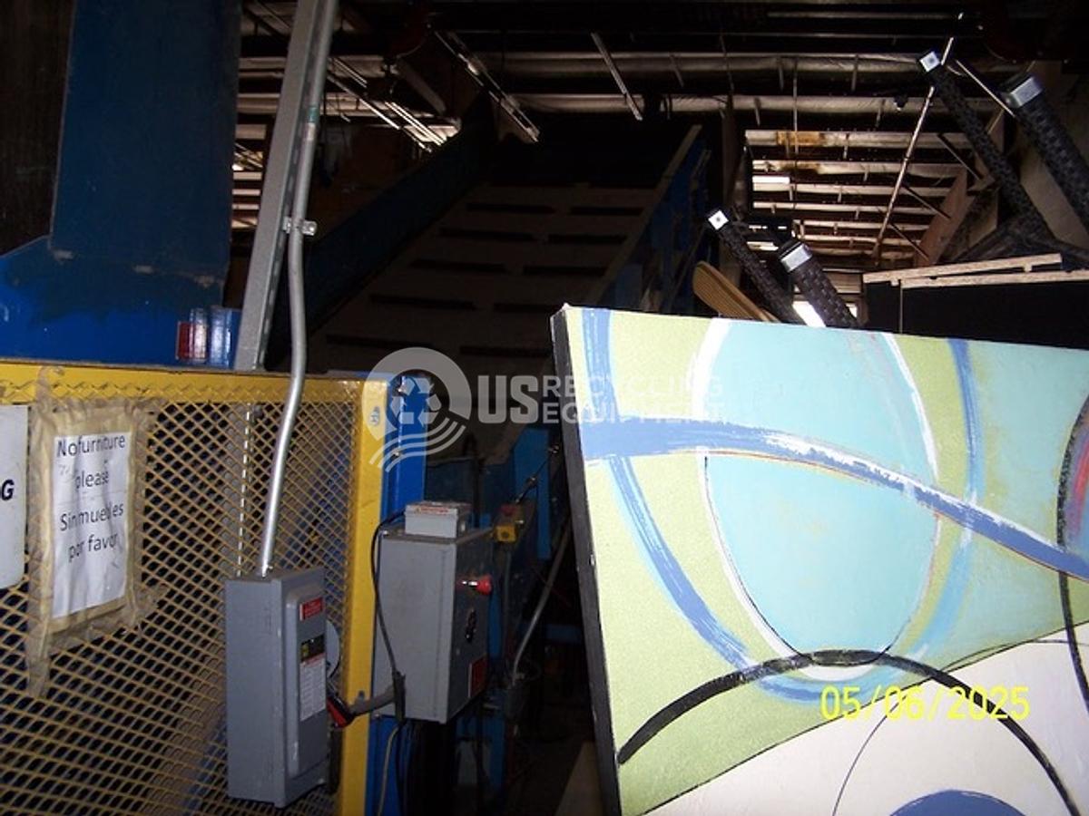 Used 2013 SSI Dual Shear Shredder w/Conveyor & Tipper