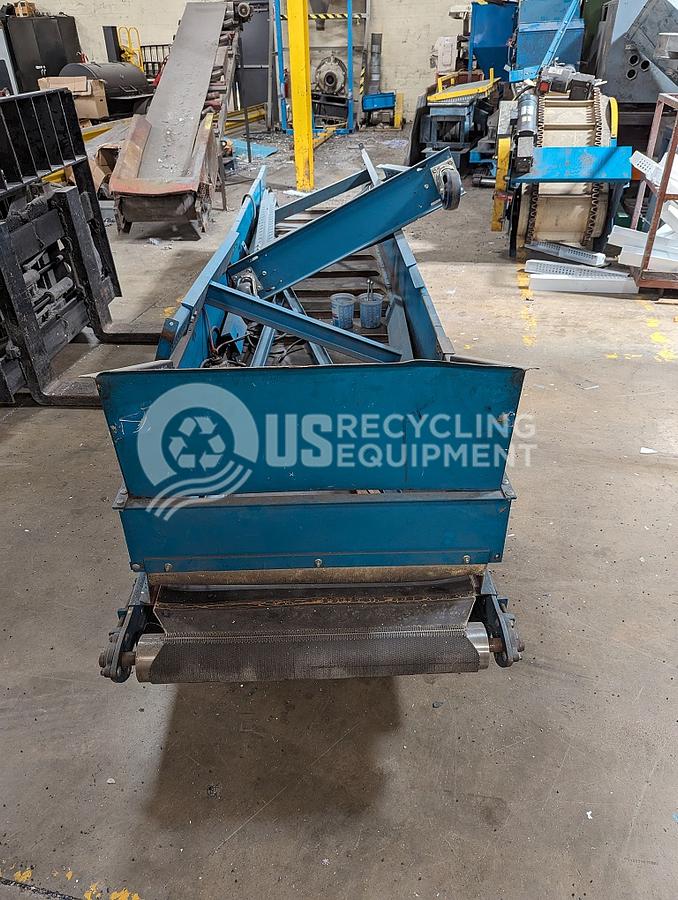 Used New London 14' Infeed Conveyor