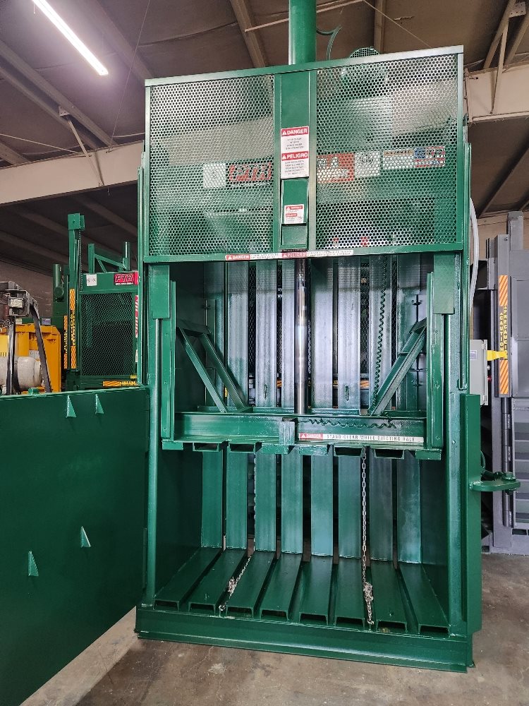 Refurbished PTR 2300HD Vertical Baler