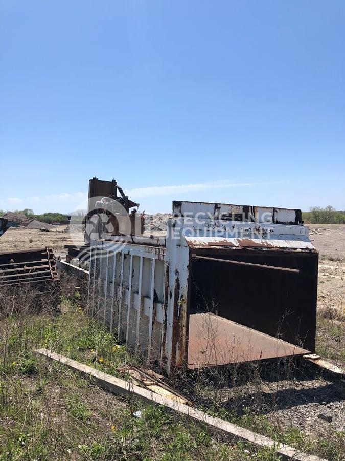 Used McClain EZ-Pak Transfer Compactor