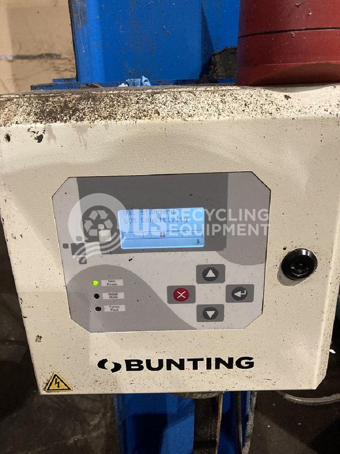 Used Bunting Crossbelt Metal Detector