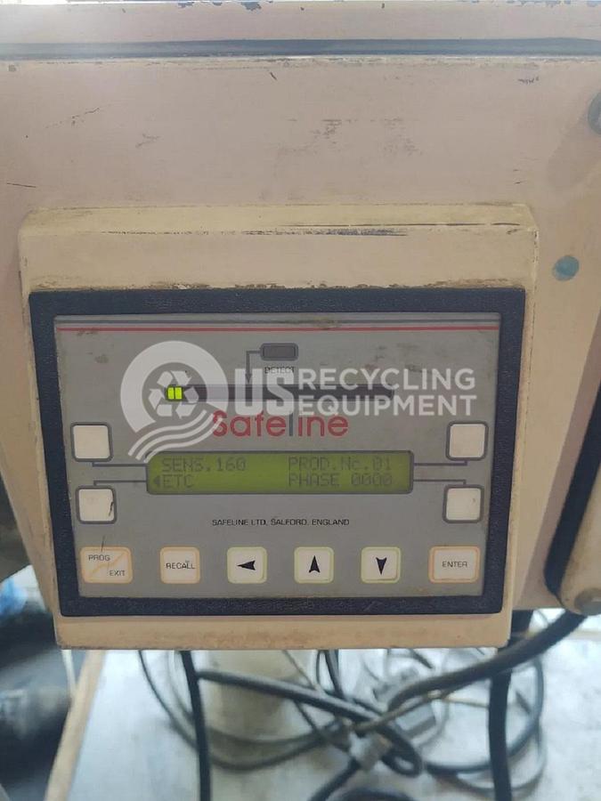 Used Safeline Metal Detector