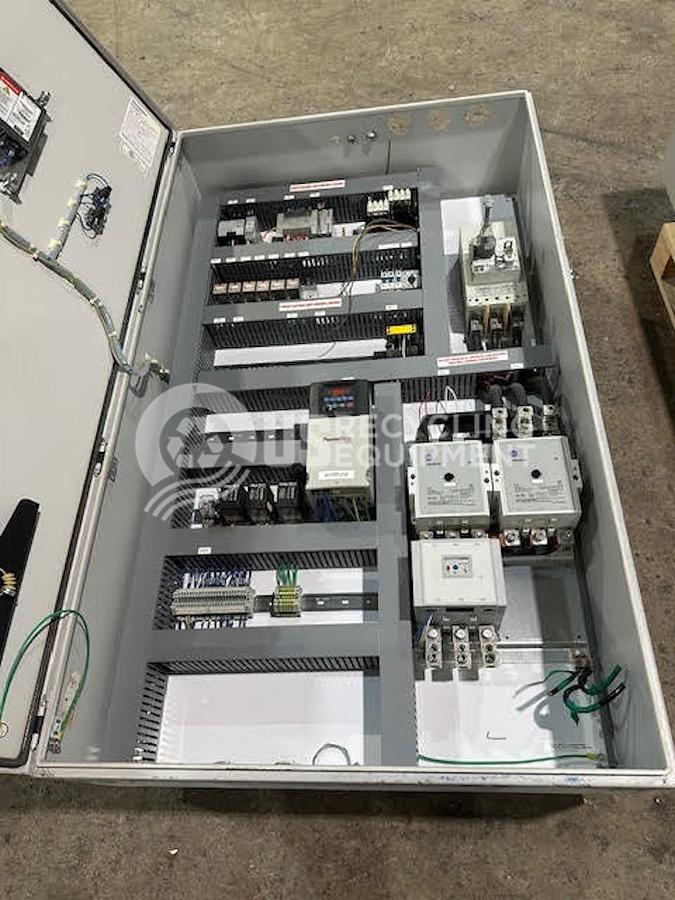 Used 2013 Vecoplan Two (2) VAZ 1600 M-FF Film & Fiber Single Shaft