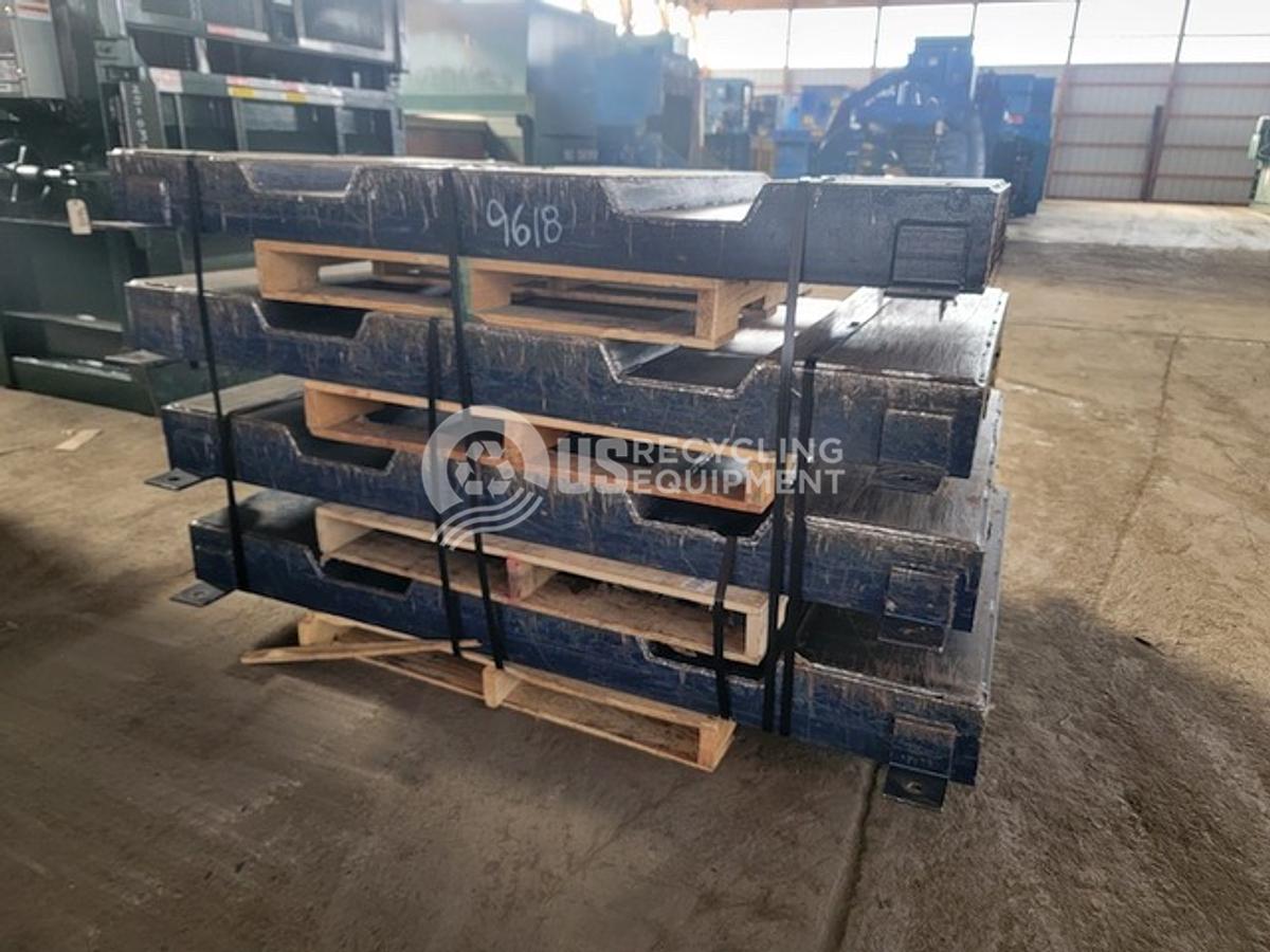 Used 2009 Max Pak HOE 4260-308-AR Horizontal