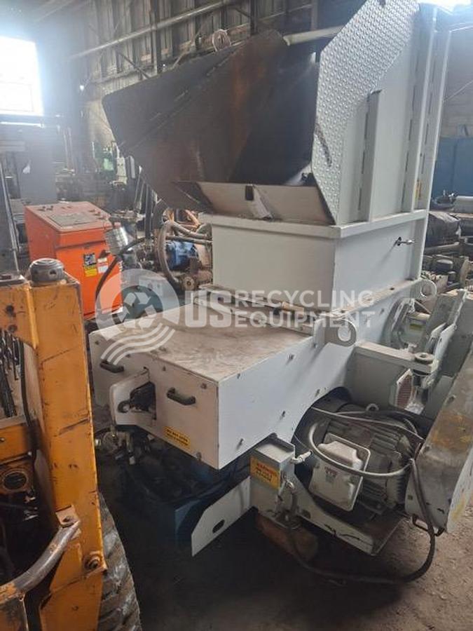 Used 2016 Cresswood HF-30-30SR Single Roter Shredder