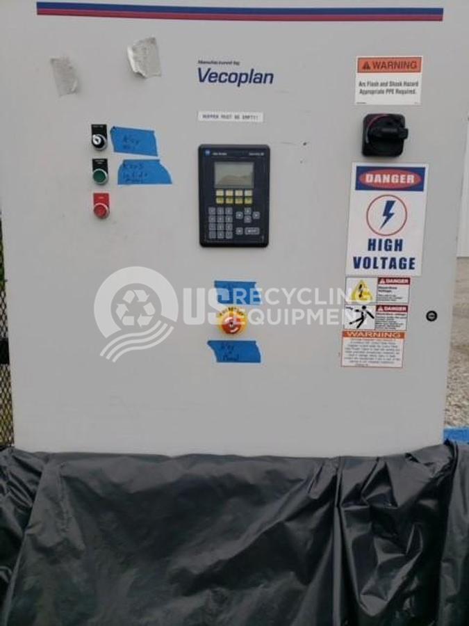 Used 2010 Vecoplan RG 42/60XL Shredder with Incline Conveyor