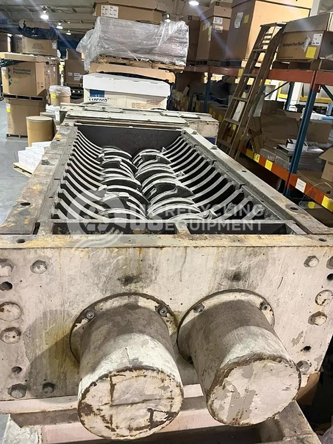 Used 2004 Shred Tech 75E Dual Shaft Shredder