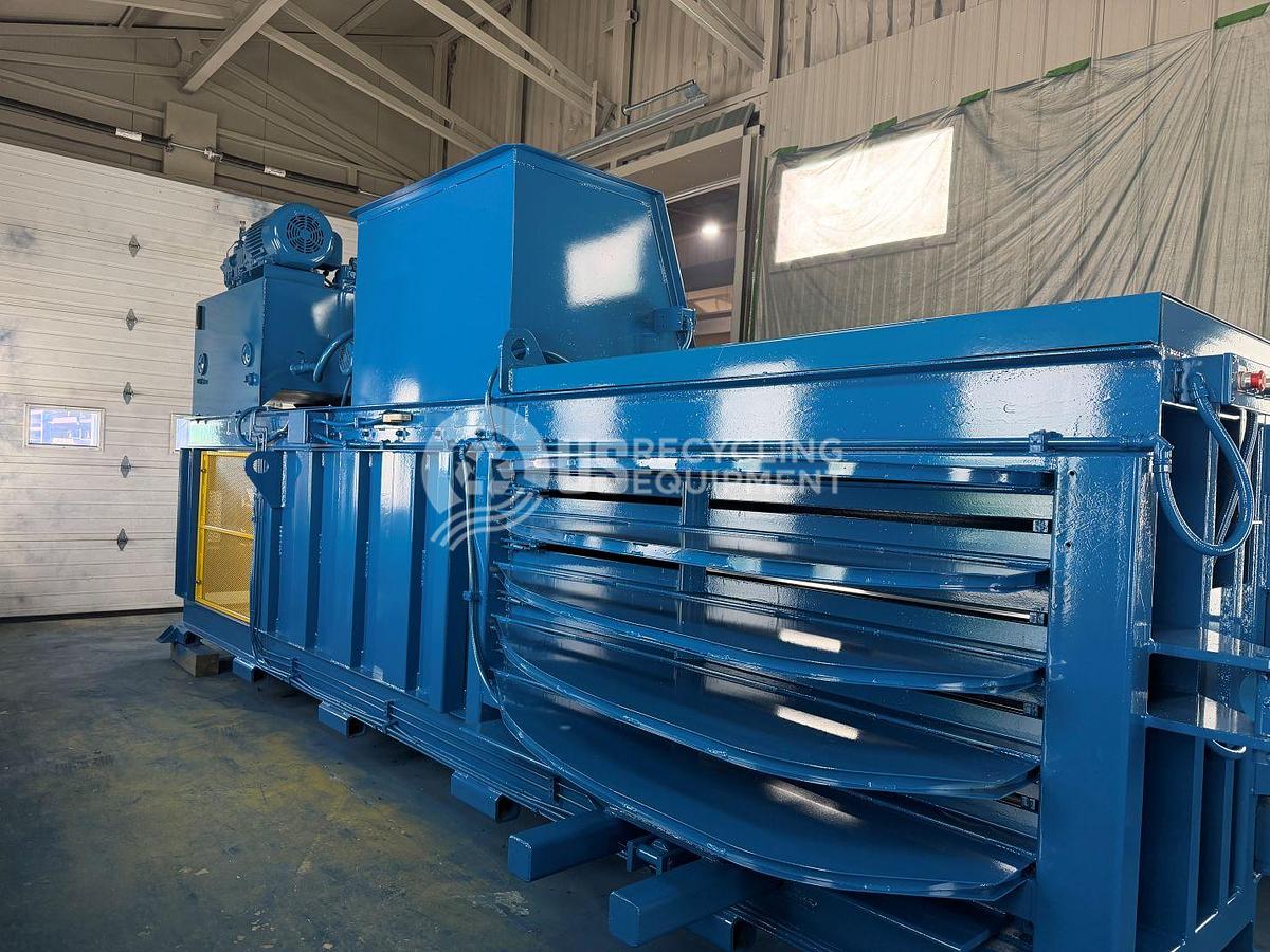 Refurbished Marathon SE 503042-830 Closed Door Horizontal Baler