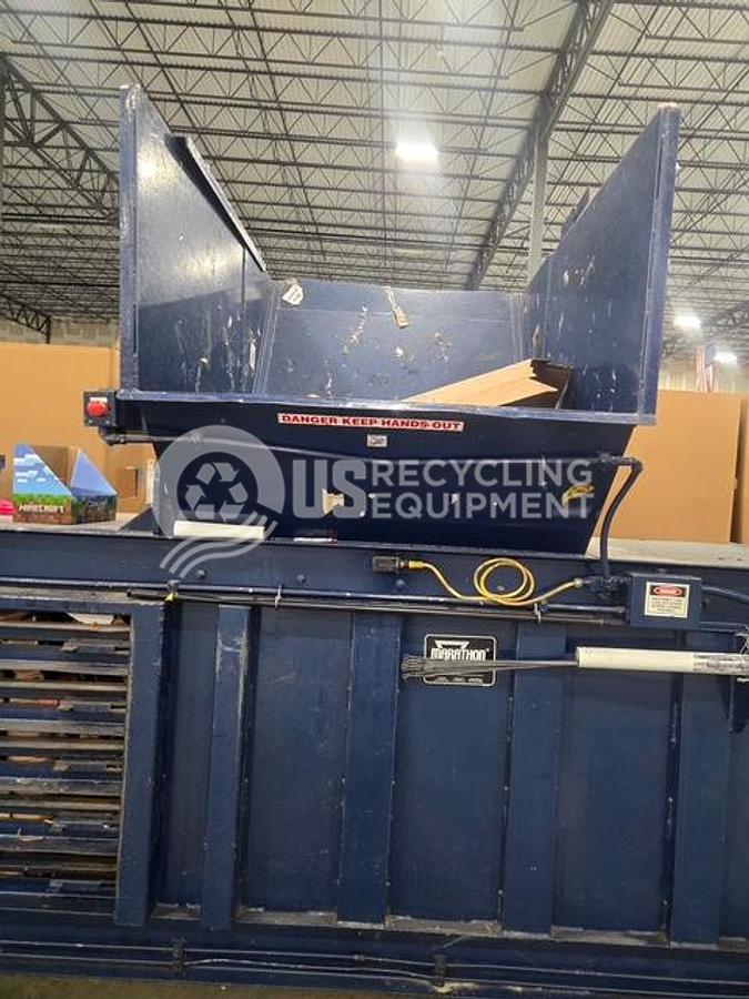 Used 1995 Marathon CE-503042-720 Closed Door Horizontal Baler