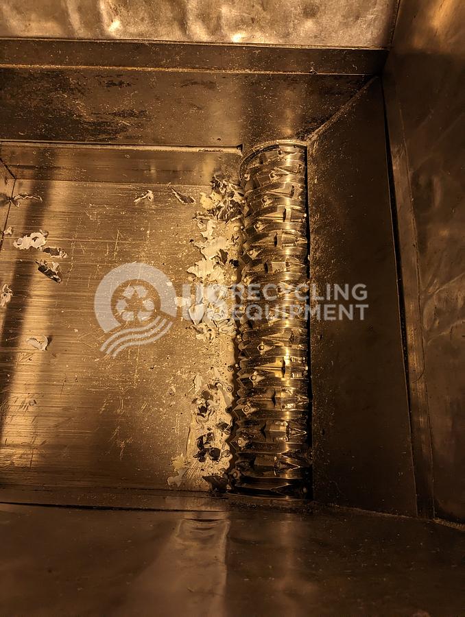 Used Retech Shredder/Granulator/Conveyor System