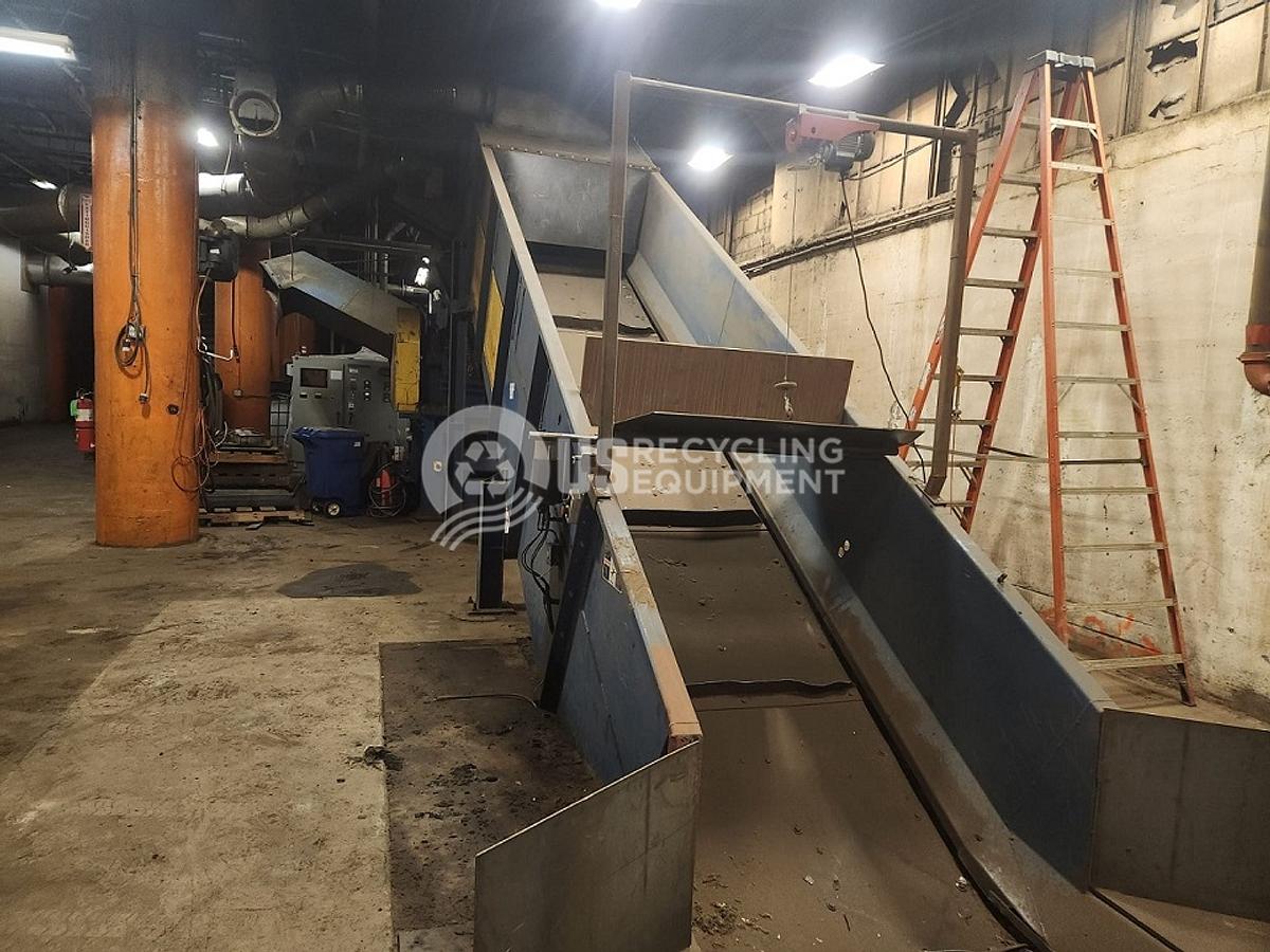 Used Hustler 26' x 48" Infeed Pit Conveyor