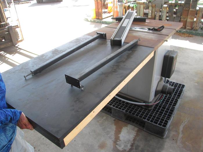 Used Delta 10" Tilting Unisaw