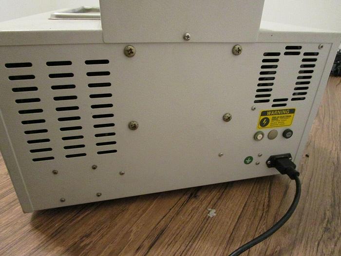 Used LAB-LINE SHAK-R-BATH HEATED WATER BATH MODEL 3582