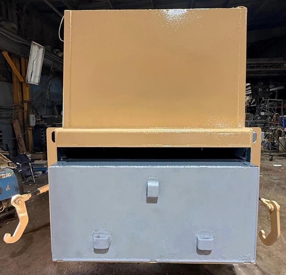 Refurbished 3yd Harmony Model C-300 Stationary Machine